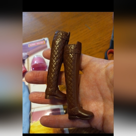 Barbie Equestrian Outfit Set - Picture 2 of 5